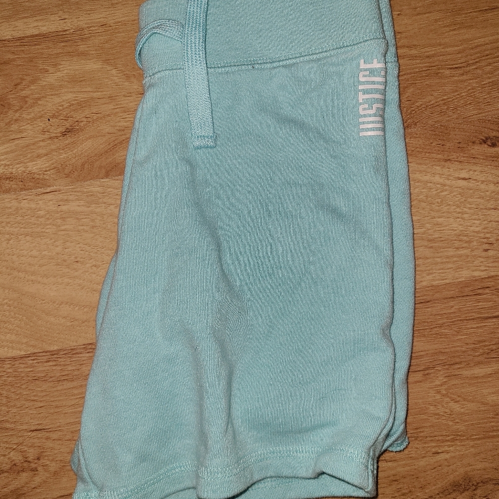 Girls size 10 sweatpant shorts